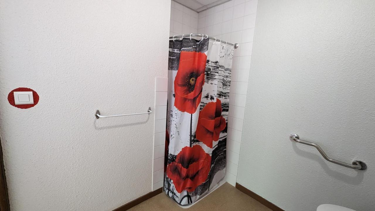 Chambres D'Hotes Les Lits Des Fees Saint-Floret Eksteriør billede
